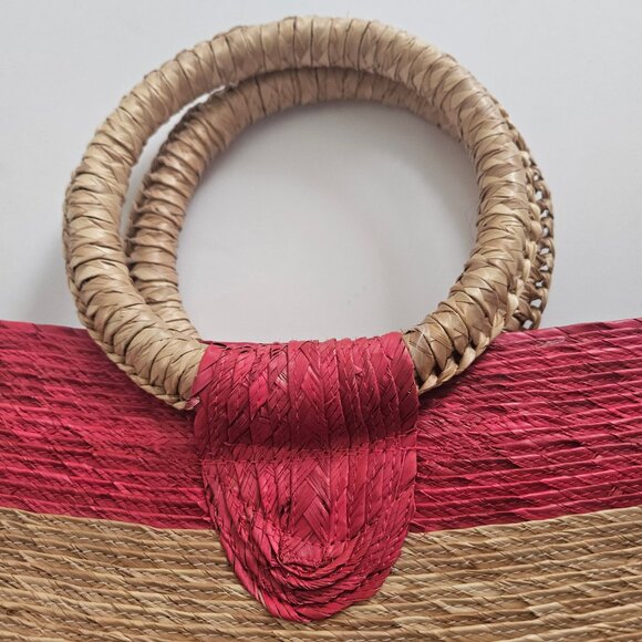 NWOT Artisanal Mexican Woven Straw Bag Pink & Natural with "Corazon" Charm - Picture 5 of 11